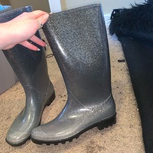 Ombré Sparkle Rainboots size 10 worn once!